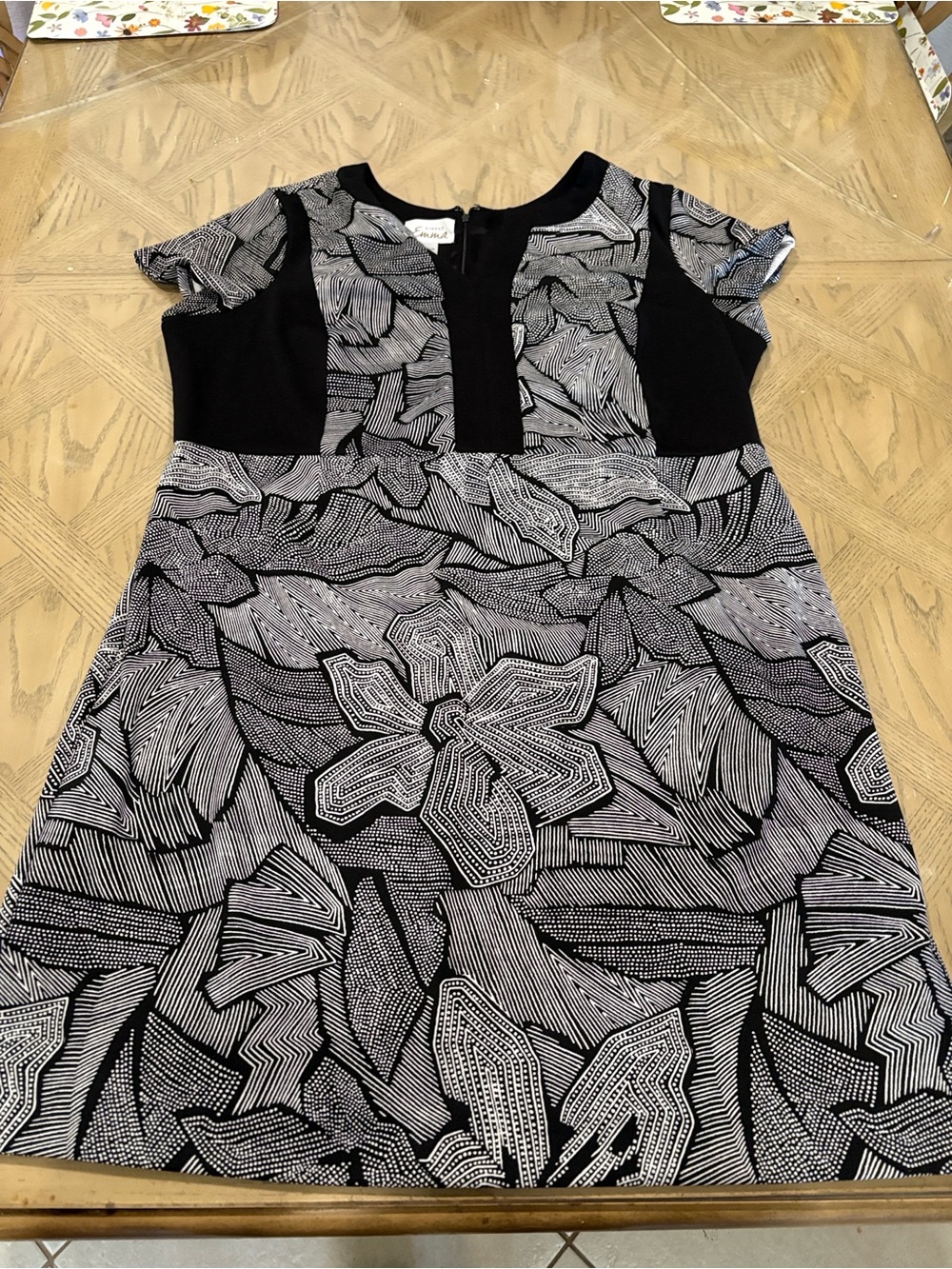 Simply Emma Black and White Floral Panel Midi Dress